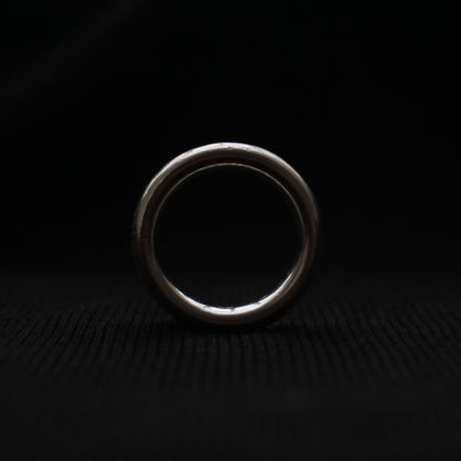 simple bold thumb ring