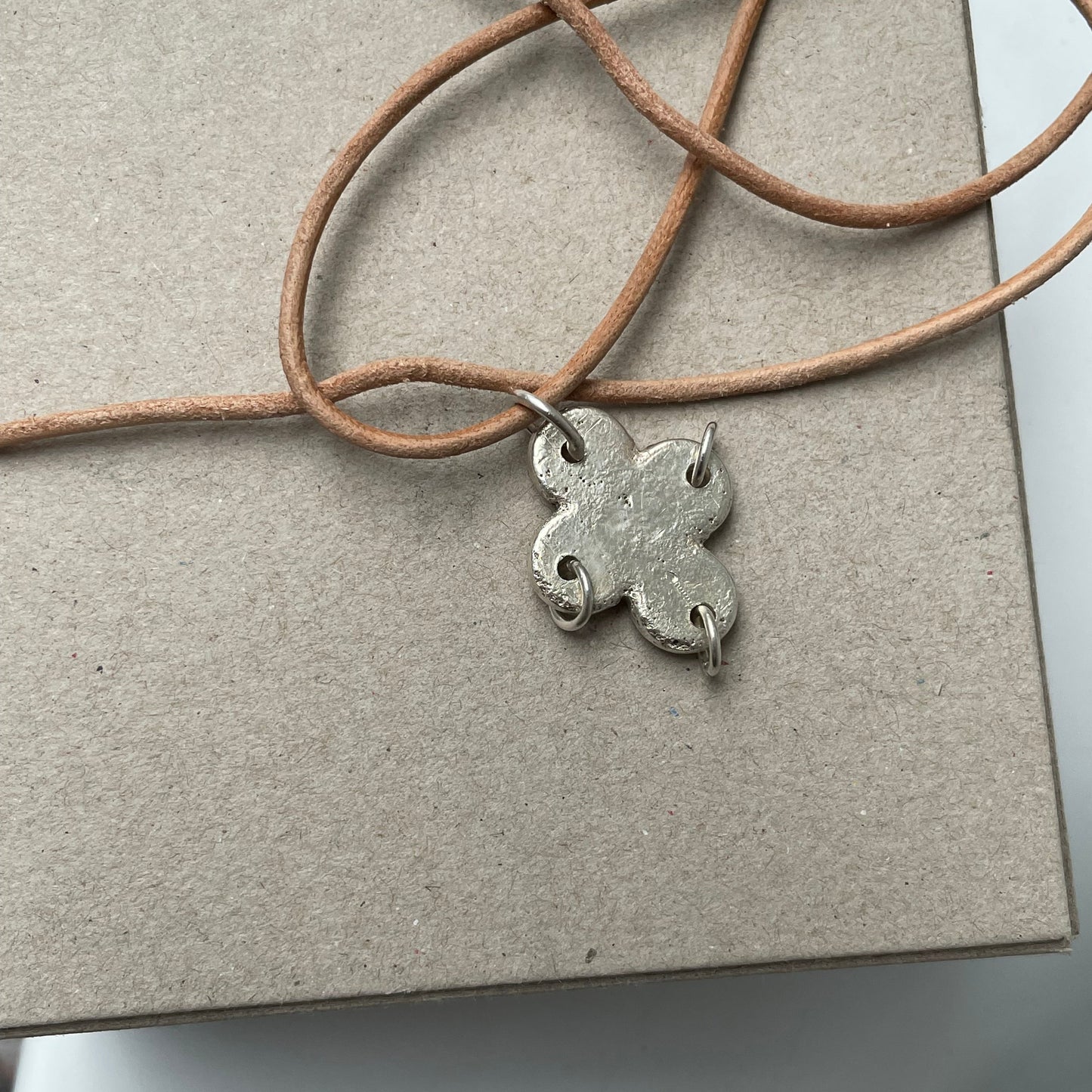 fiori pendant
